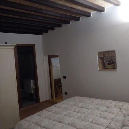 La Cantina Dei Cappuccini Spello Εξωτερικό φωτογραφία